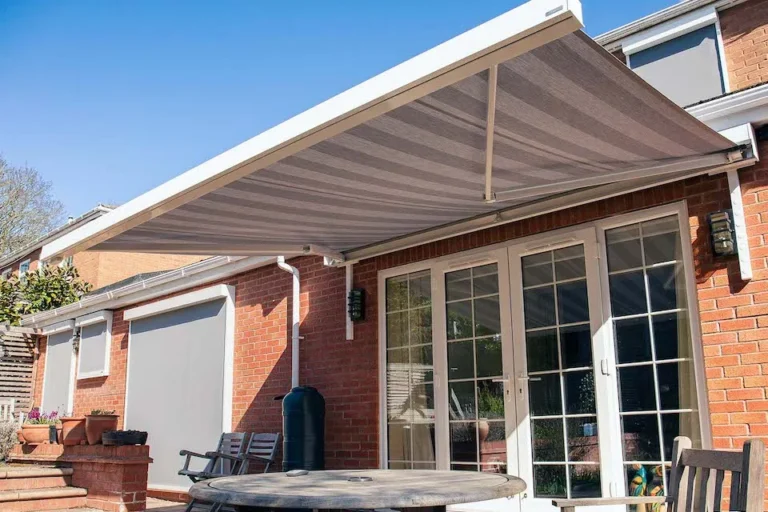 CB - Cuba Awning + Antiguan Blind - White - 9